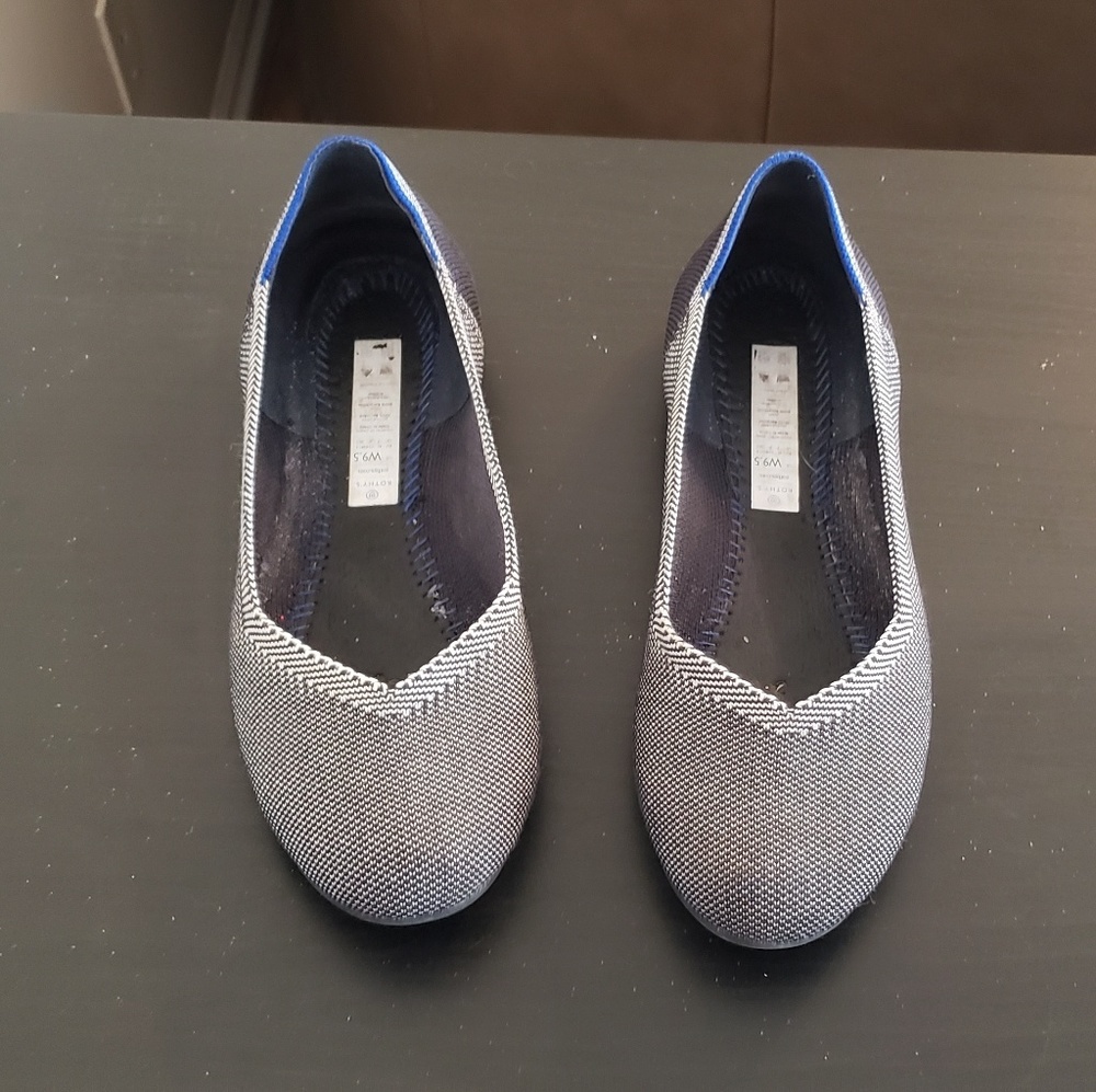 Grey birdseye rothys round flats